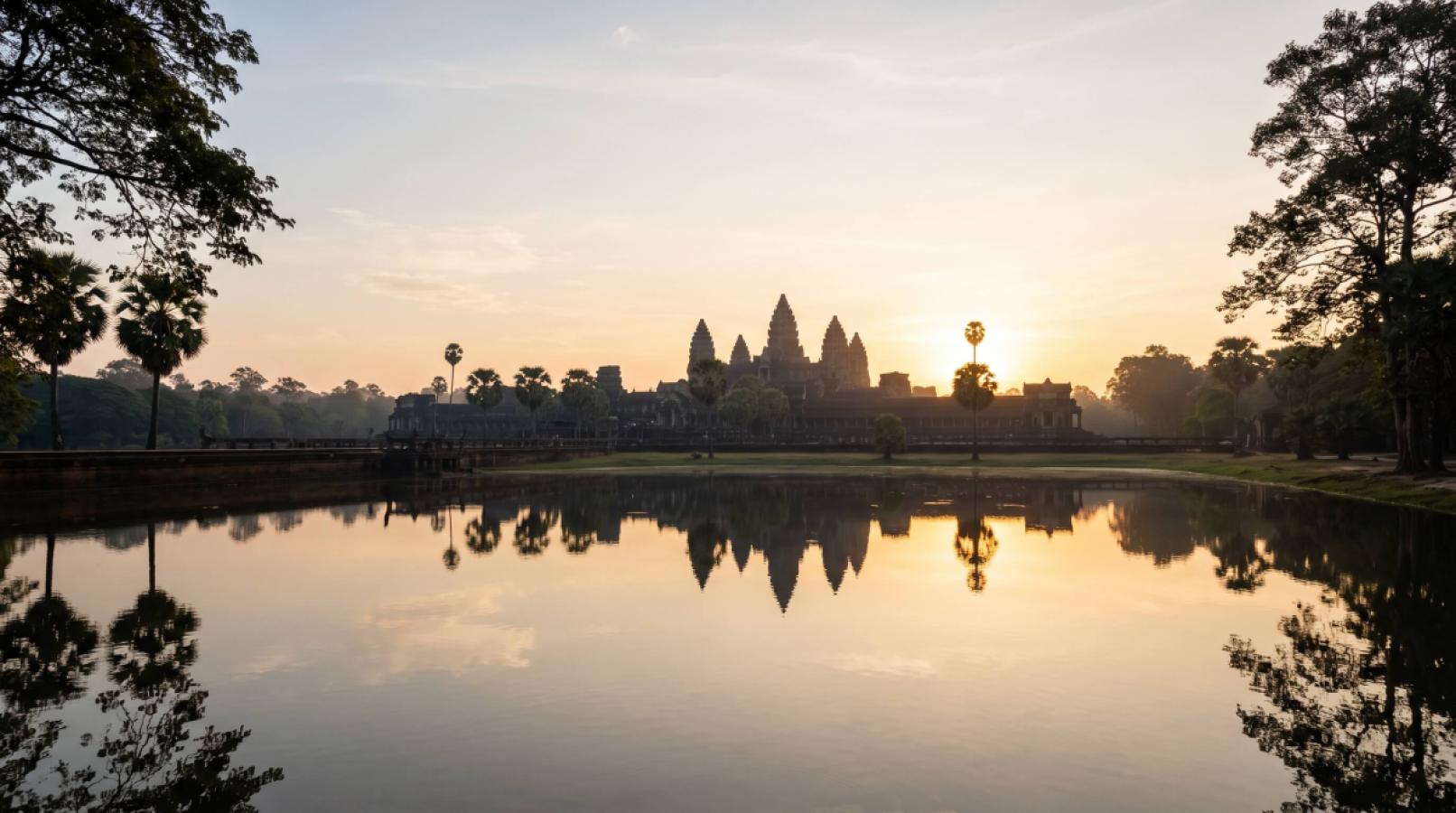 Cambodia eSIM Guide: Angkor, Phnom Penh & Islands
